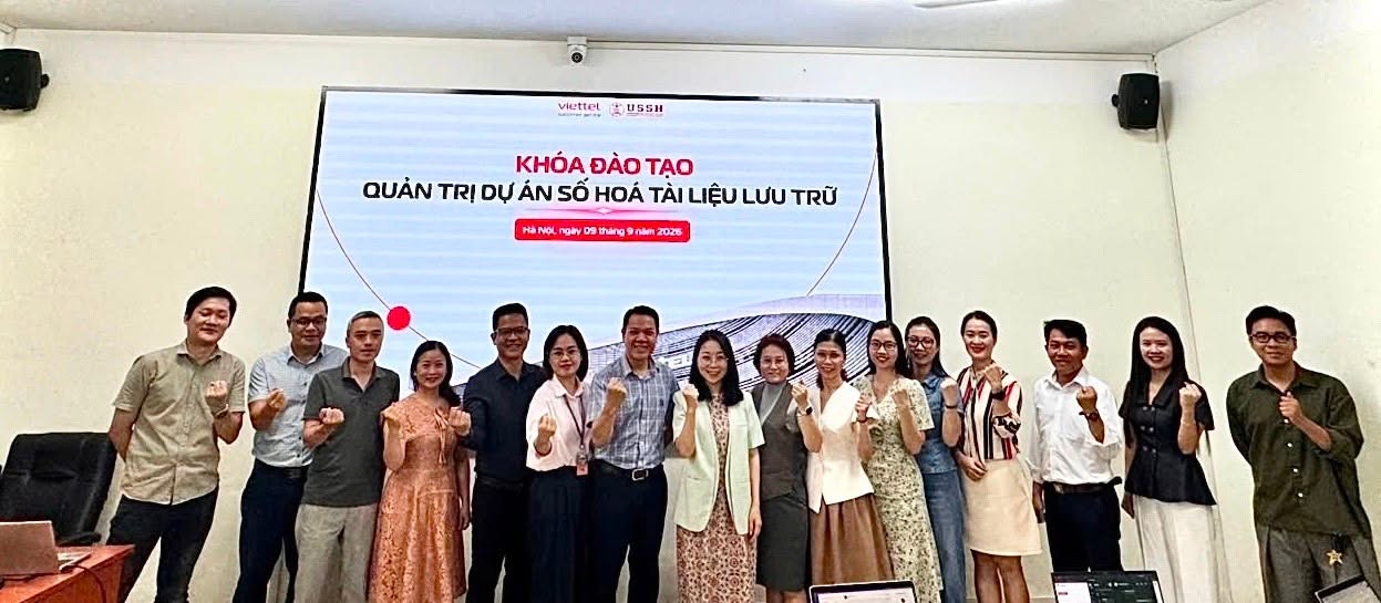 TỪ TRI THỨC HÀN LÂM ĐẾN CHIẾN LƯỢC KINH DOANH: VNU-USSH HÀ NỘI HỖ TRỢ VIETTEL NÂNG CAO NĂNG LỰC QUẢN TRỊ DỰ ÁN SỐ HÓA TÀI LIỆU LƯU TRỮ