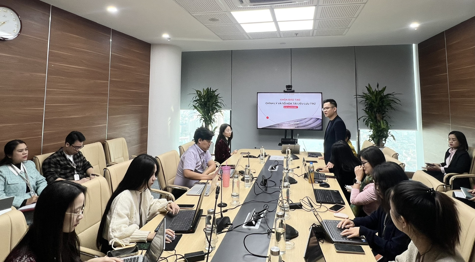 Khóa tập huấn chỉnh lý và số hóa tài liệu lưu trữ: Đồng hành cùng các doanh nghiệp cung cấp dịch vụ lưu trữ