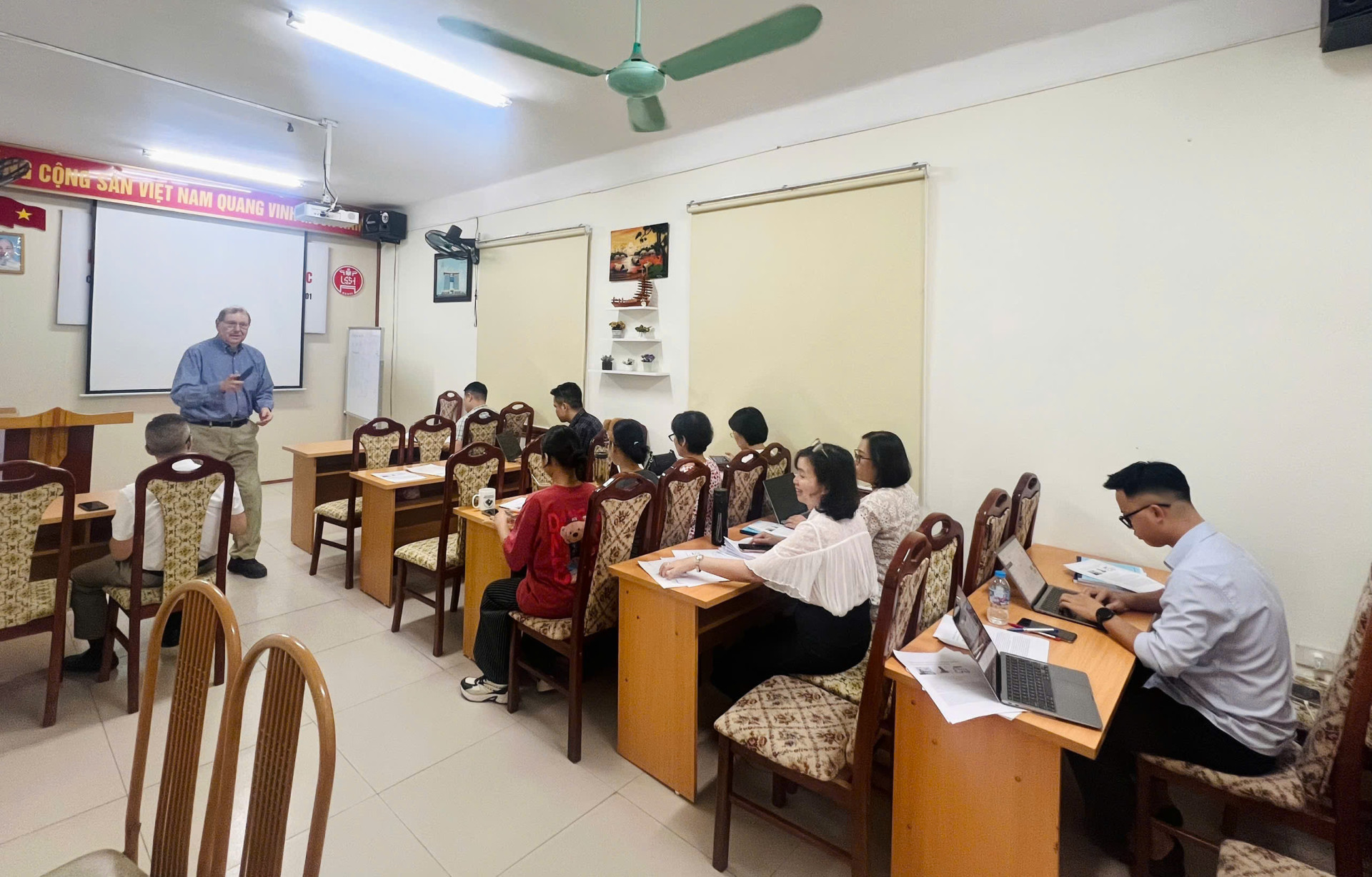 Toàn cảnh buổi semniar