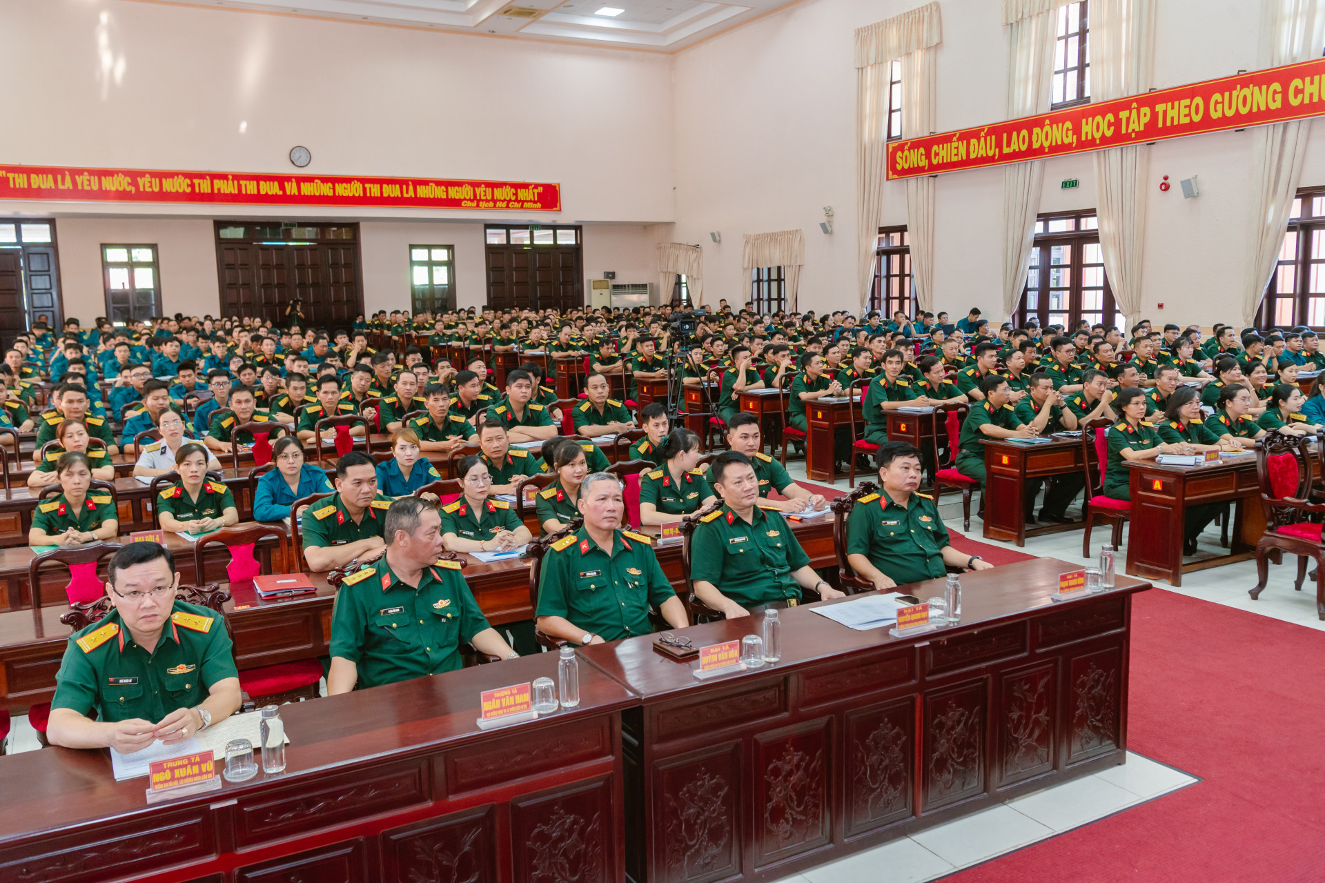 Trường Đại học Khoa học Xã hội và Nhân văn tiếp tục triển khai lớp bồi dưỡng nghiệp vụ văn thư - lưu trữ tại Quân khu 9
