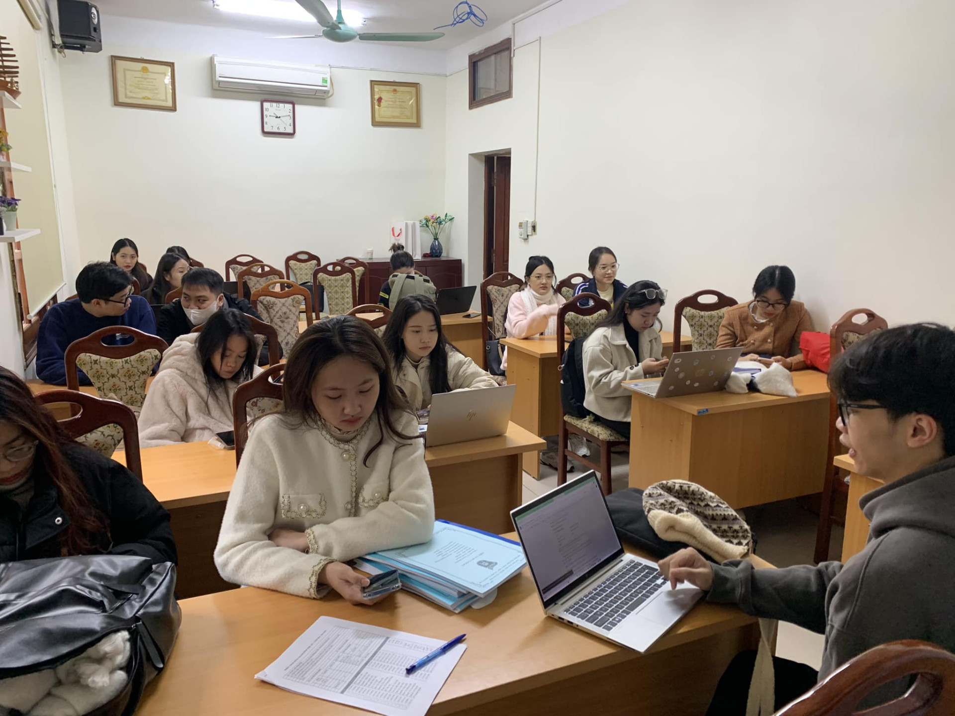 TẬP HUẤN ĐOÀN - HỘI AOM 2025: PHÁT TRIỂN KỸ NĂNG LÃNH ĐẠO THÍCH ỨNG TRONG THỜI ĐẠI SỐ